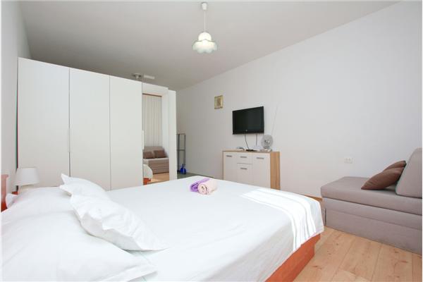 Apartment A1, for 3 persons