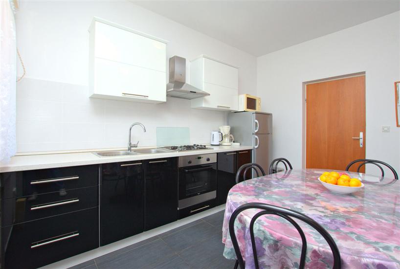 Apartment A2, for 4 persons