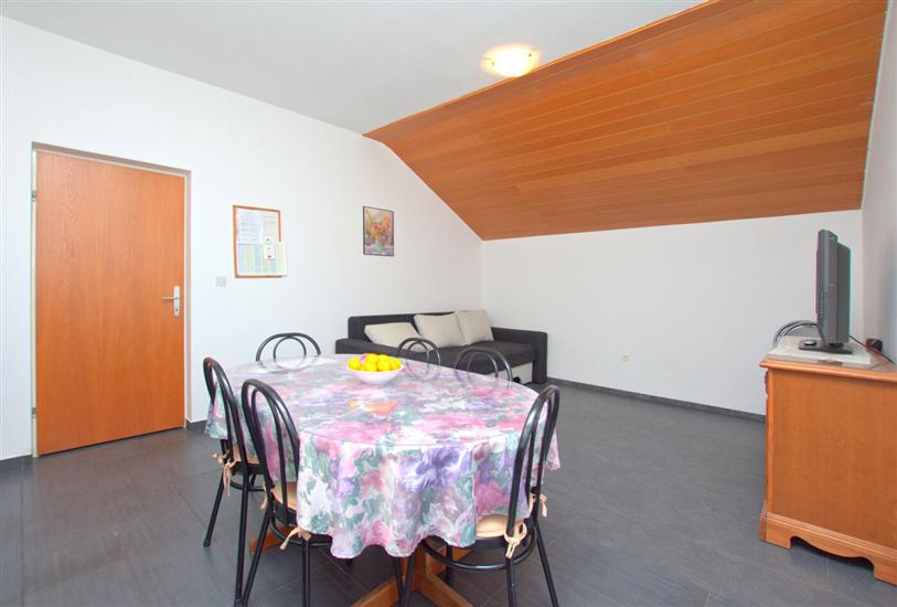 Apartment A2, for 4 persons