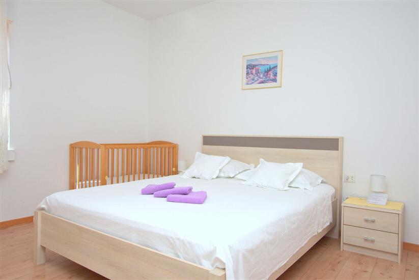 Apartment A2, for 4 persons