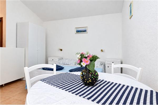 Apartment A3, for 3 persons