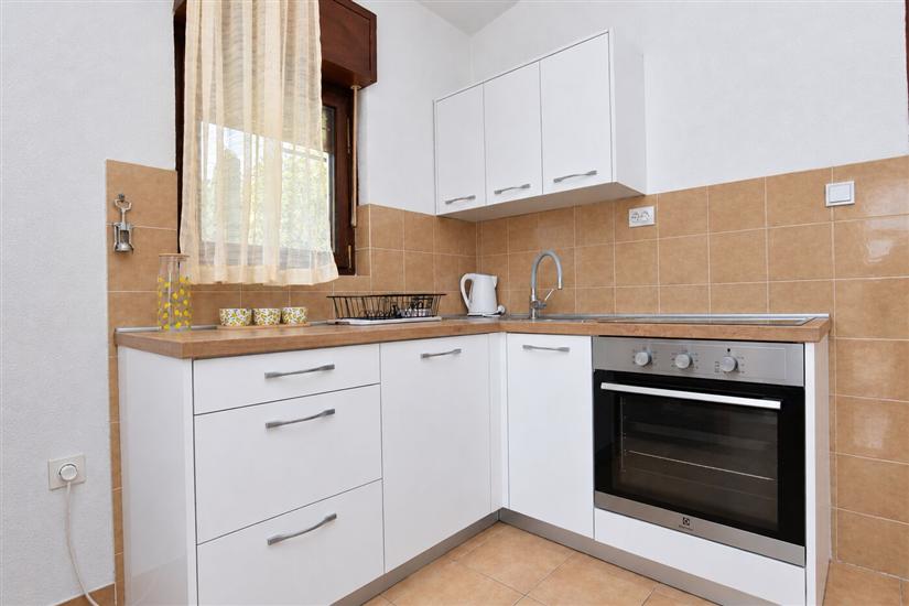 Apartment A4, for 4 persons