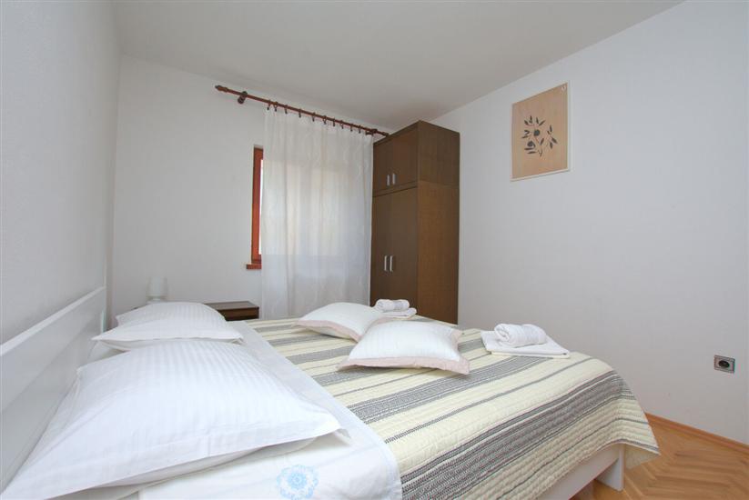 Apartment A1, for 6 persons