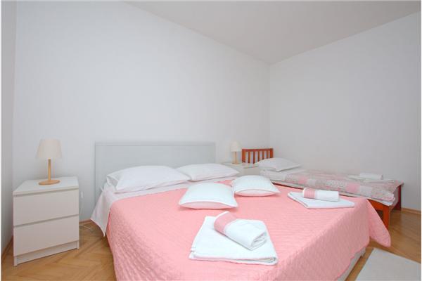 Apartment A1, for 6 persons