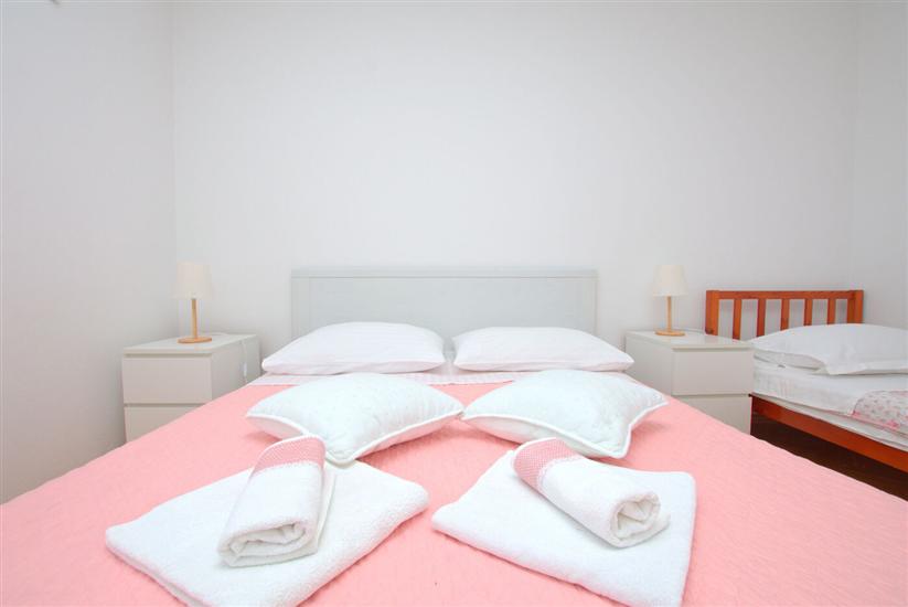 Apartment A1, for 6 persons