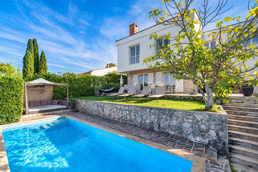 Villa Valica