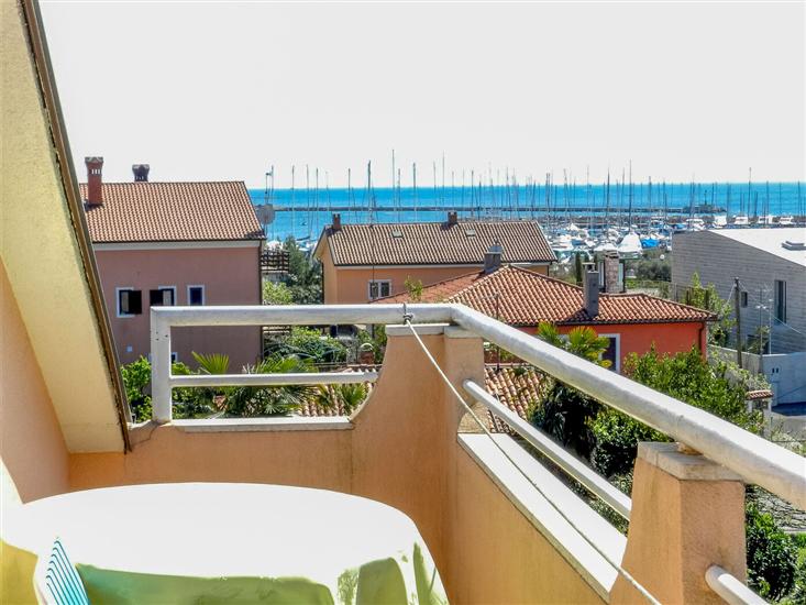 Apartment A2, for 4 persons