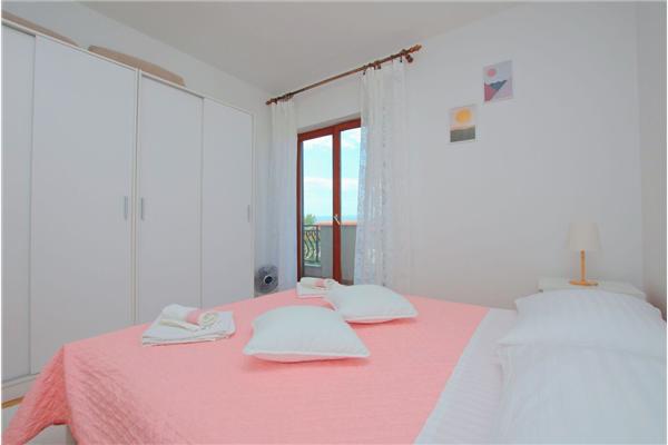 Apartment A1, for 6 persons