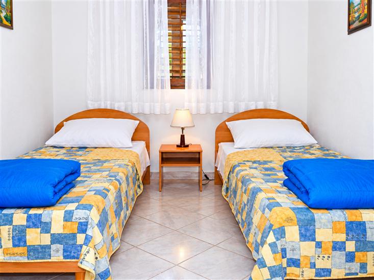 Apartment A1, for 6 persons