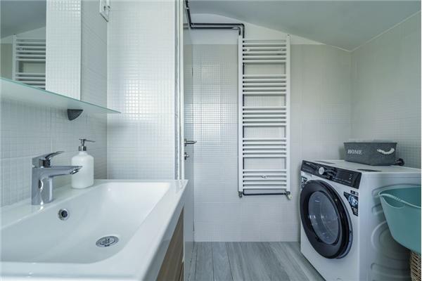 House A1, for 11 persons