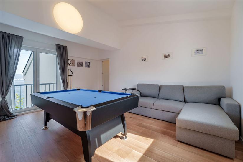 House A1, for 11 persons