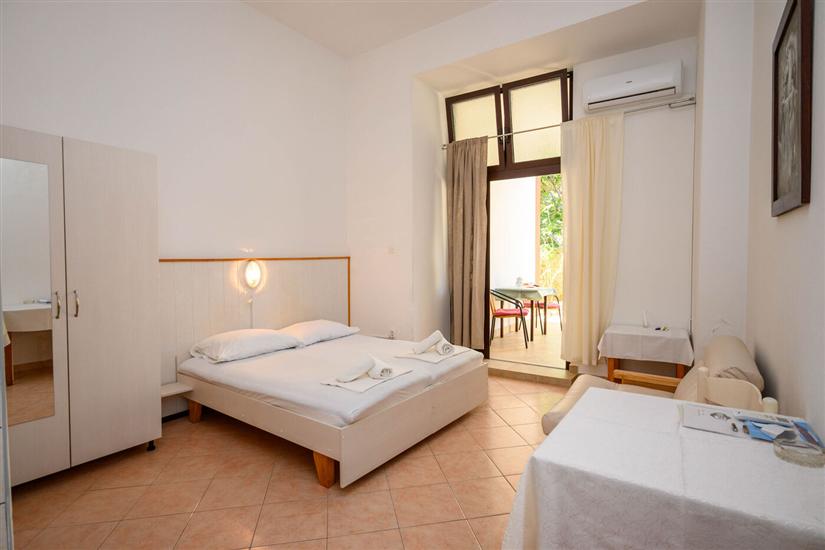 Apartment A1, for 2 persons