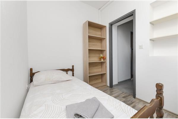Apartment A2, for 8 persons