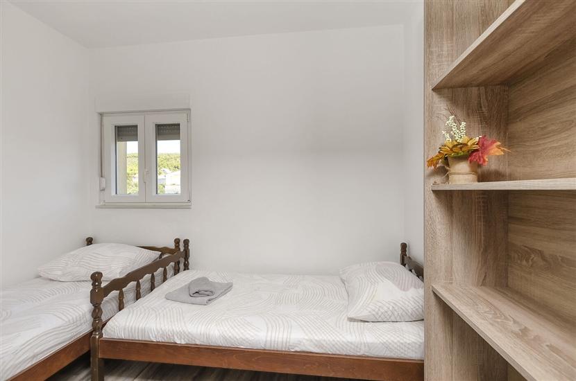 Apartment A2, for 8 persons