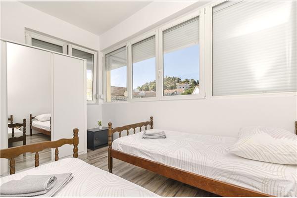 Apartment A2, for 8 persons