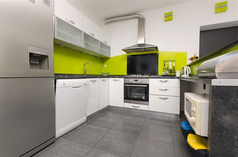 Apartment A2, for 8 persons
