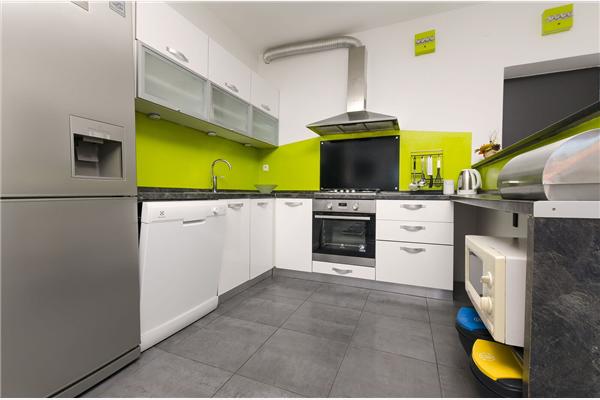 Apartment A2, for 8 persons