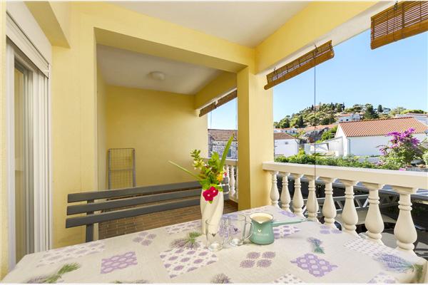 Apartment A2, for 8 persons