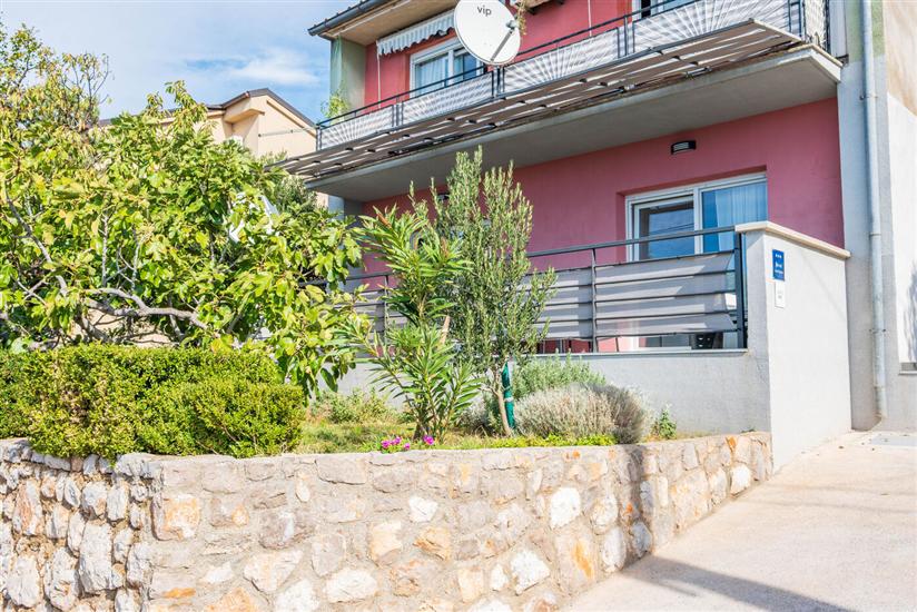 Apartment Snježana