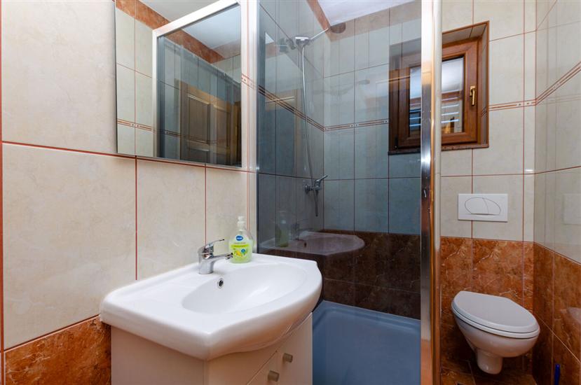 Room S3, for 2 persons