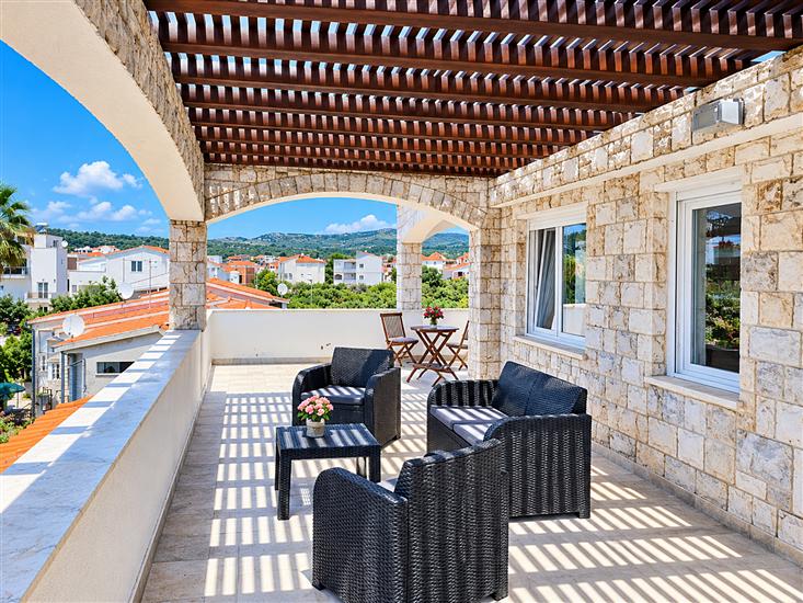 House Villa Oaza