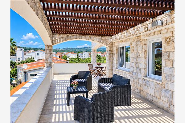House K1, for 10 persons