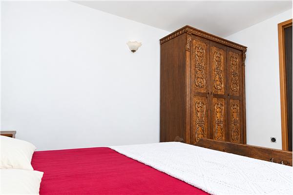 House K1, for 10 persons