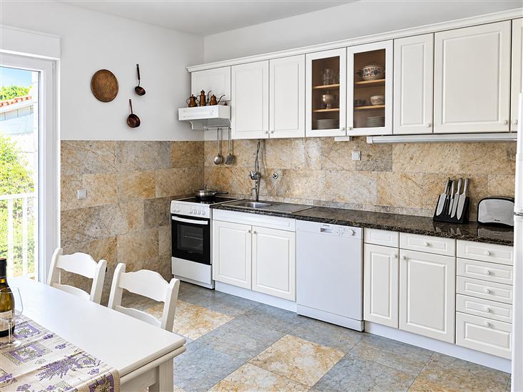 House K1, for 10 persons