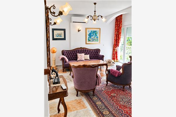 House K1, for 10 persons