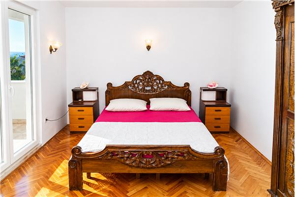 House K1, for 10 persons
