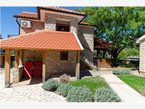House Paklenica Stone I Seline, Stone house, Size 25.00 m2, Airline distance to the sea 100 m