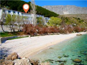 Apartments Anka 20m from the beach Duce, Size 35.00 m2, Airline distance to the sea 20 m