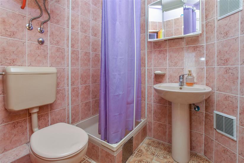 Apartment A1, for 4 persons