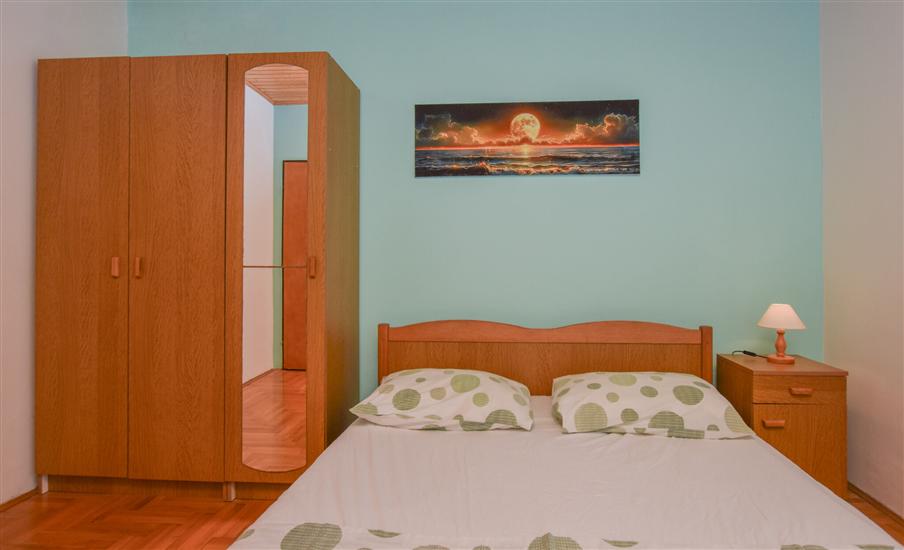 Apartment A2, for 3 persons