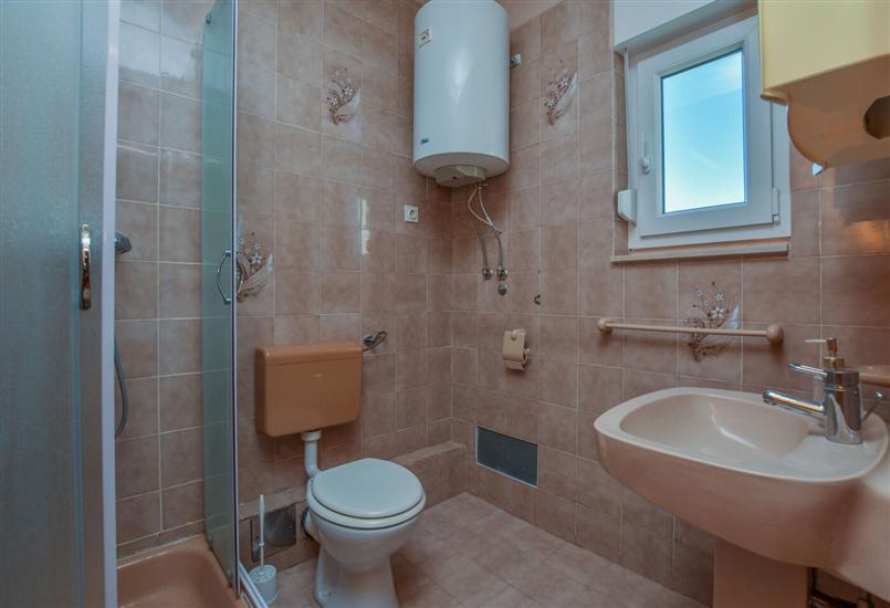 Apartment A2, for 3 persons