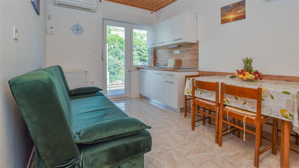 Apartment A2, for 3 persons