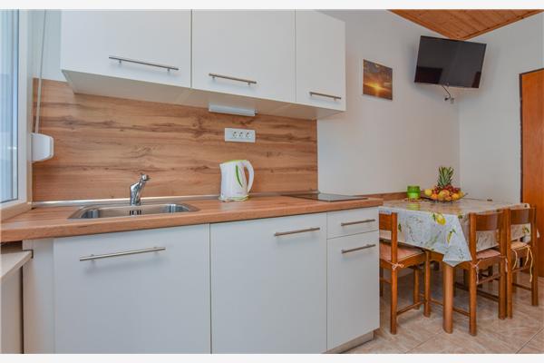 Apartment A2, for 3 persons