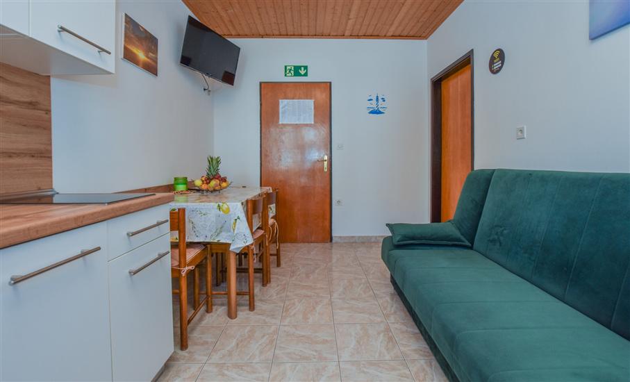 Apartment A2, for 3 persons