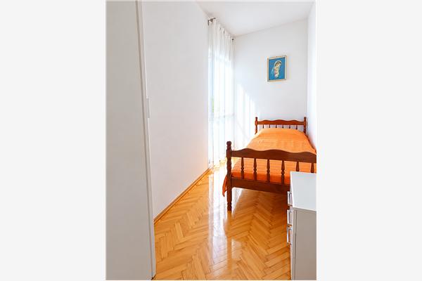 Apartment A2, for 3 persons