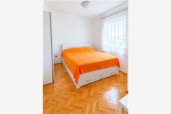 Apartment A2, for 3 persons