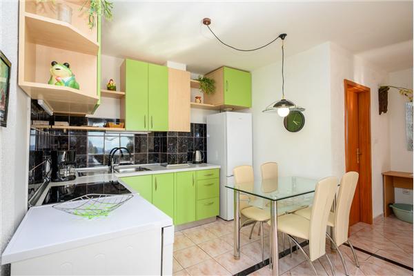 Apartment A2, for 3 persons