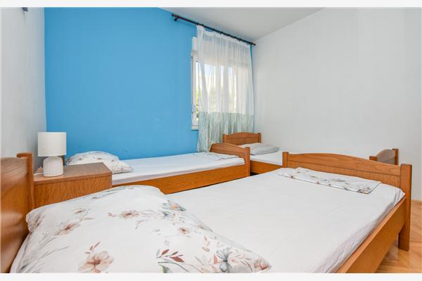Apartment A4, for 3 persons