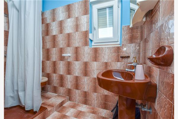 Apartment A4, for 3 persons