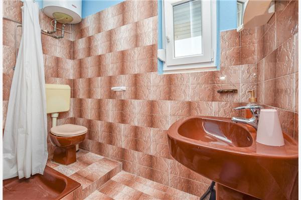 Apartment A4, for 3 persons