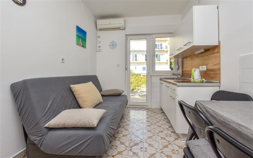 Apartment A4, for 3 persons