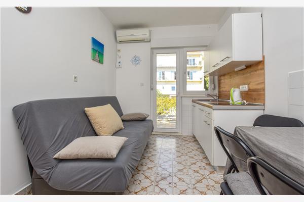 Apartment A4, for 3 persons