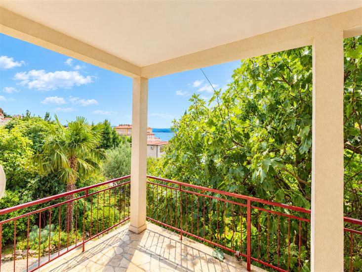 Apartment A1, for 5 persons