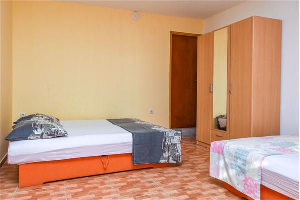 Apartment A5, for 3 persons