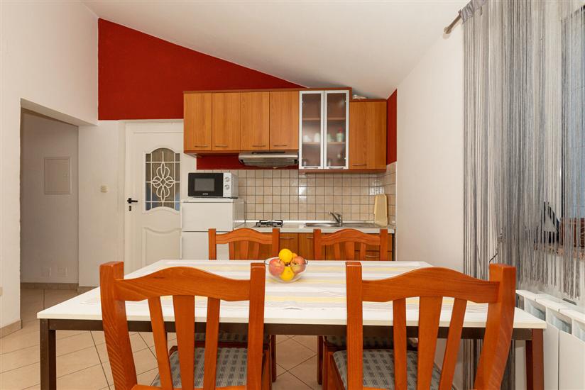 Apartment A2, for 4 persons