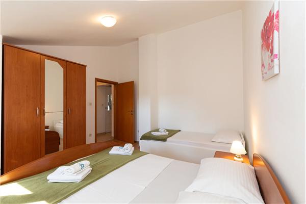 Apartment A2, for 4 persons